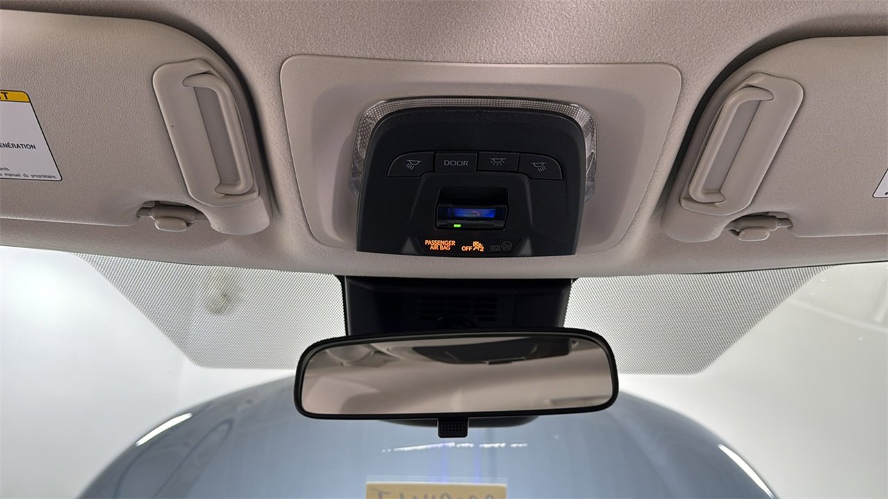 New 2025 Toyota Corolla LE image 11