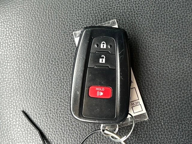 Certified 2025 Toyota RAV4 XLE AWD/4WD image 72