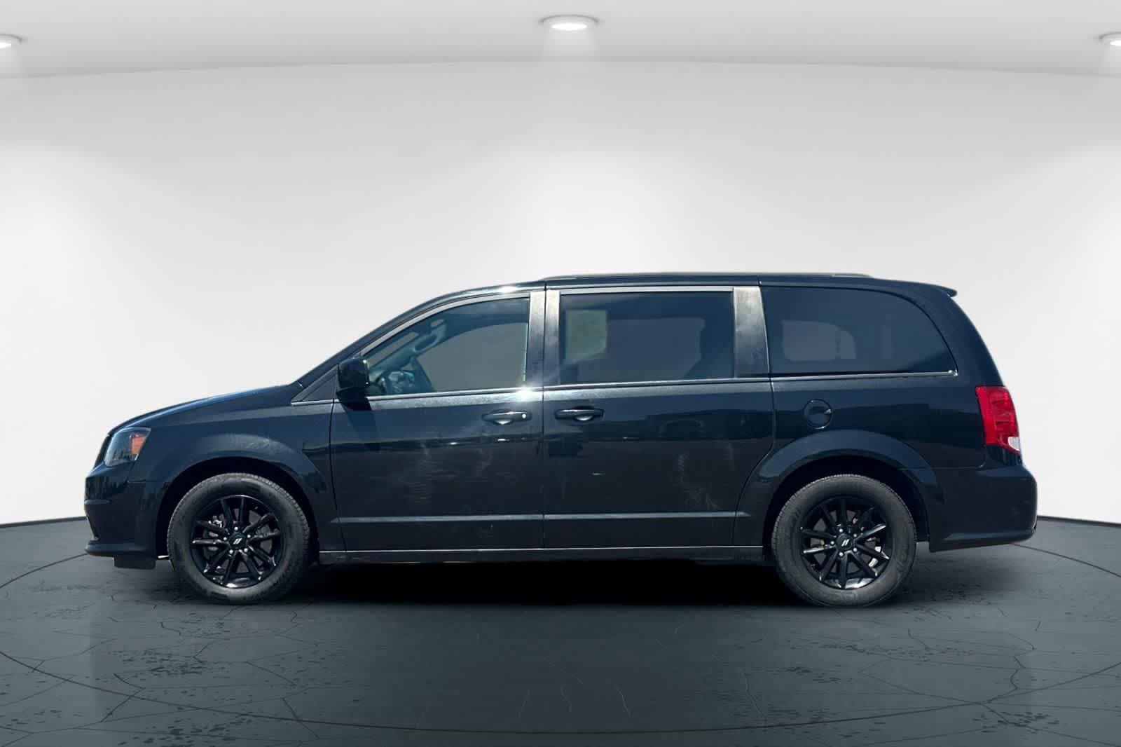 Used 2019 Dodge Grand Caravan GT FWD image 9