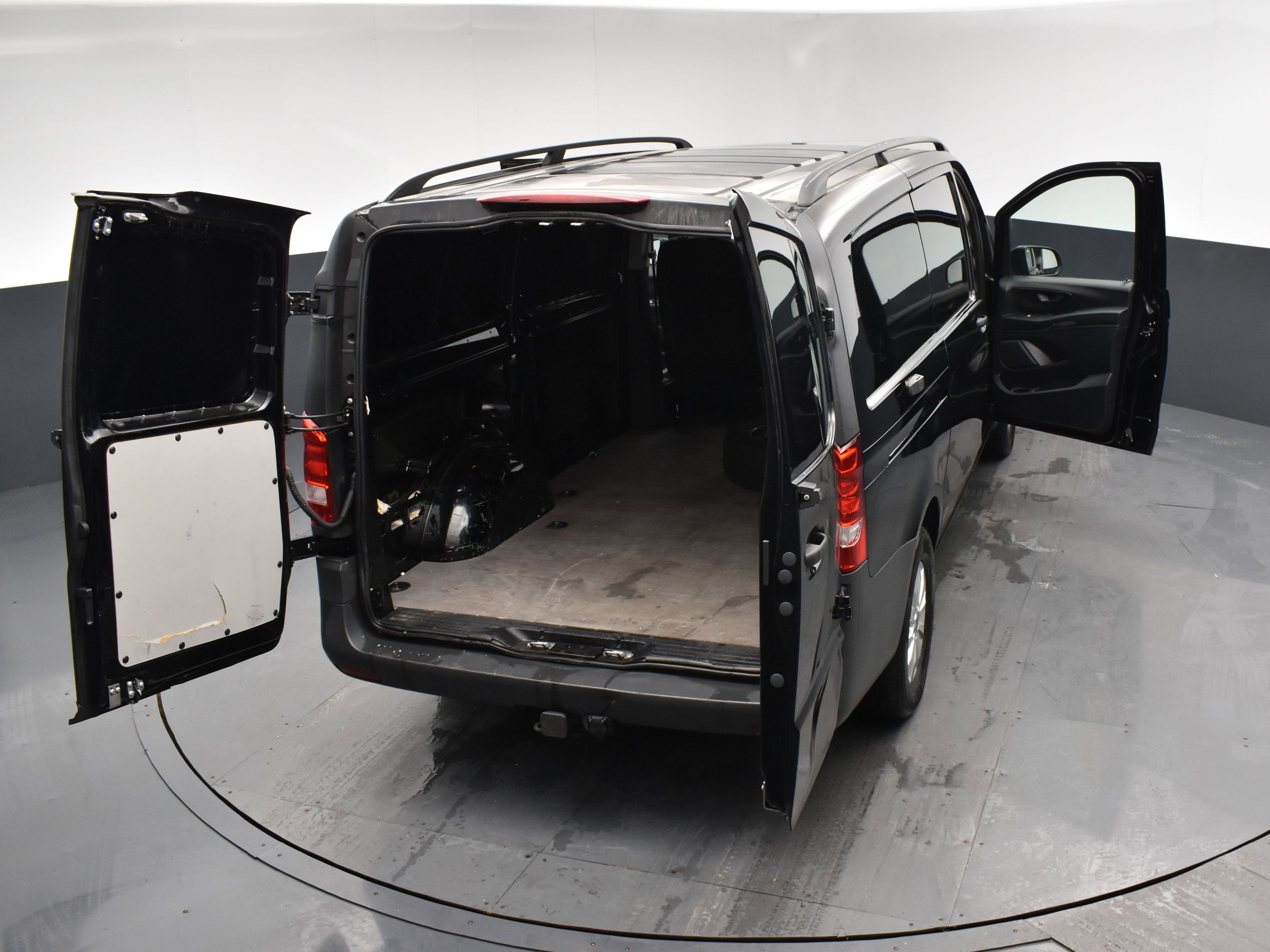 Used 2022 Mercedes-Benz Metris image 26