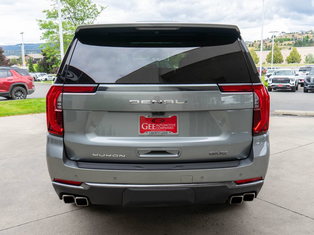 Used 2026 GMC Yukon Denali Ultimate w/ LPO, Floor Liner Package AWD/4WD image 6