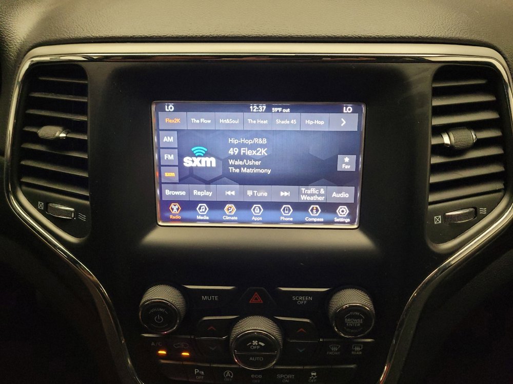 Used 2019 Jeep Grand Cherokee Laredo RWD image 25