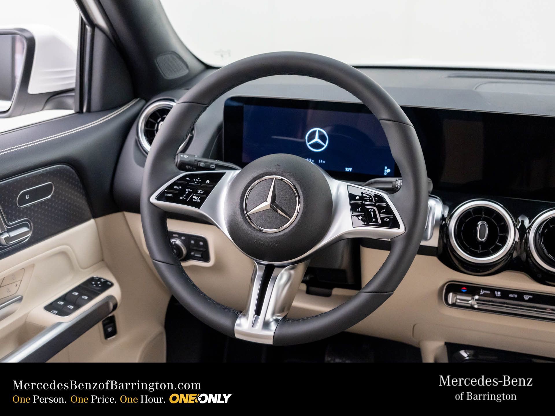 New 2026 Mercedes-Benz GLB 250 4MATIC image 12