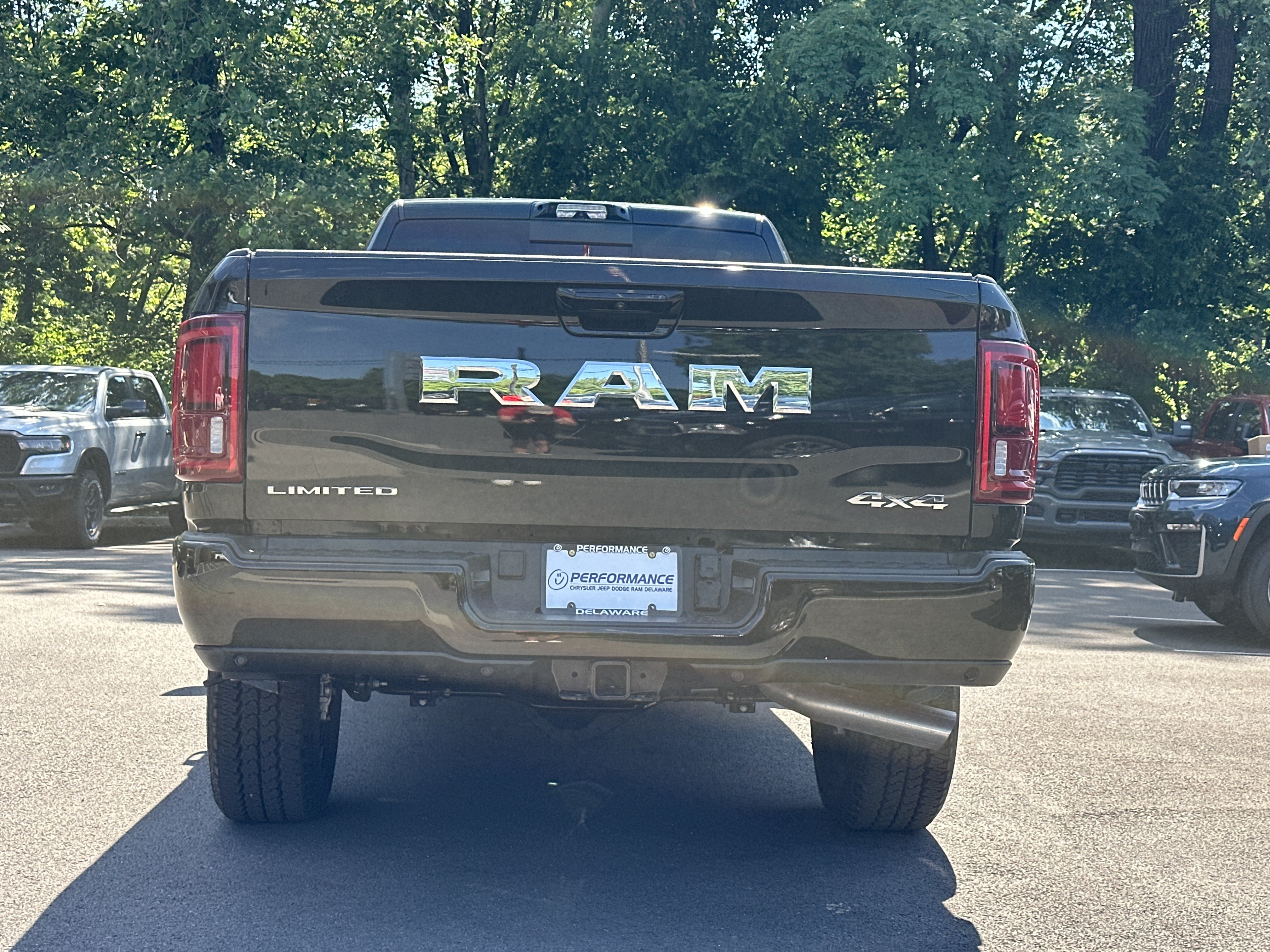 New 2026 RAM 2500 Limited AWD/4WD image 18