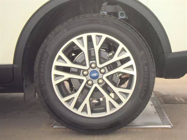 Used 2022 Ford Escape SEL AWD/4WD image 11