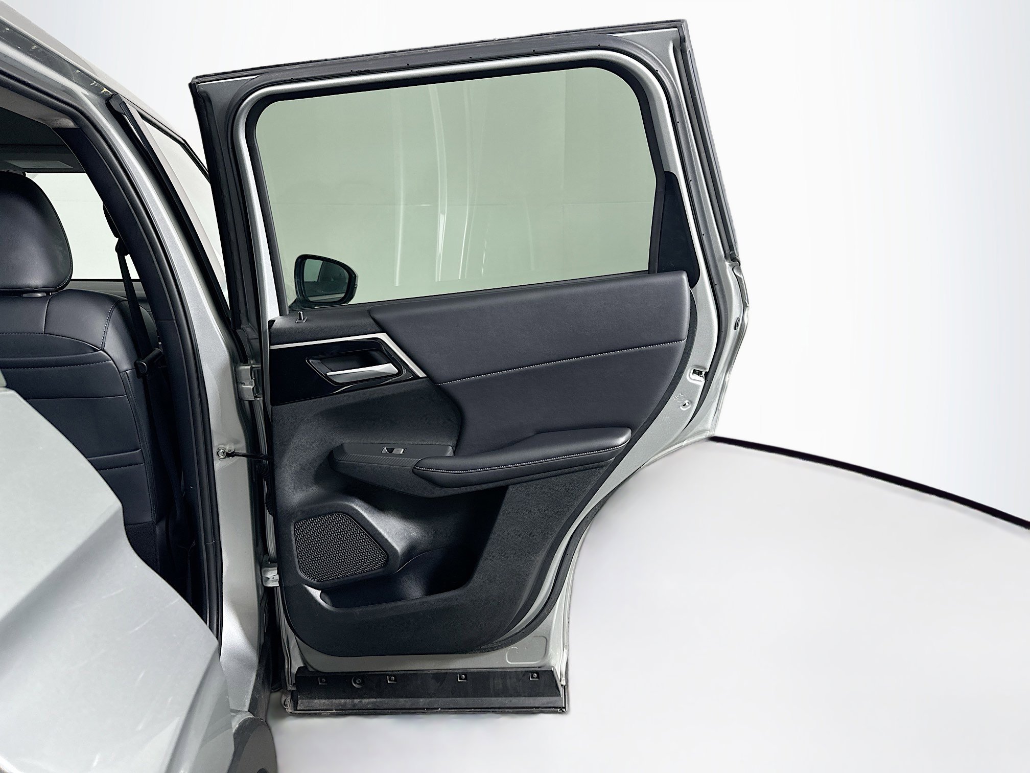 Used 2024 Mitsubishi Outlander SE image 31