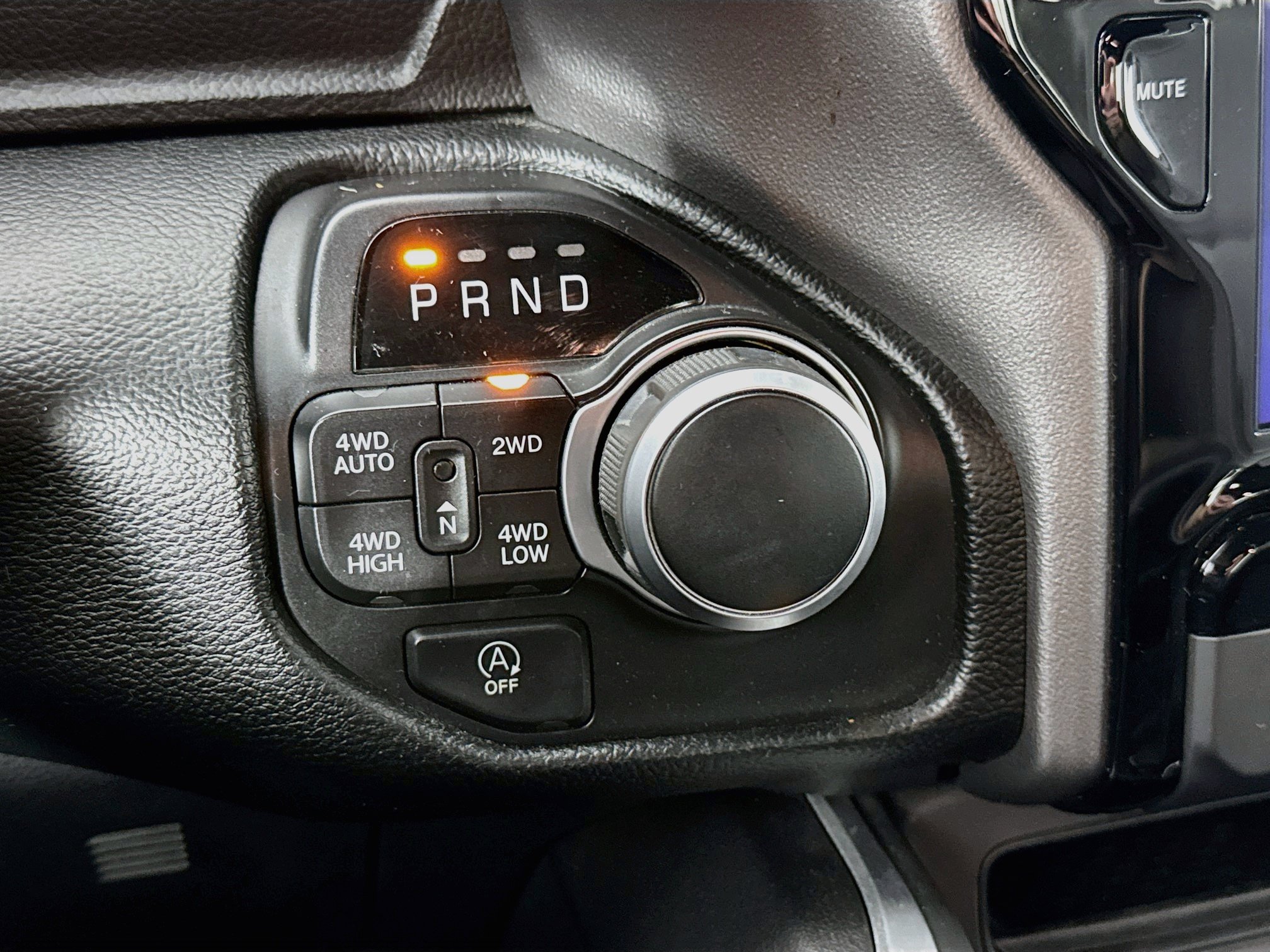 Used 2020 RAM 1500 Big Horn AWD/4WD image 16