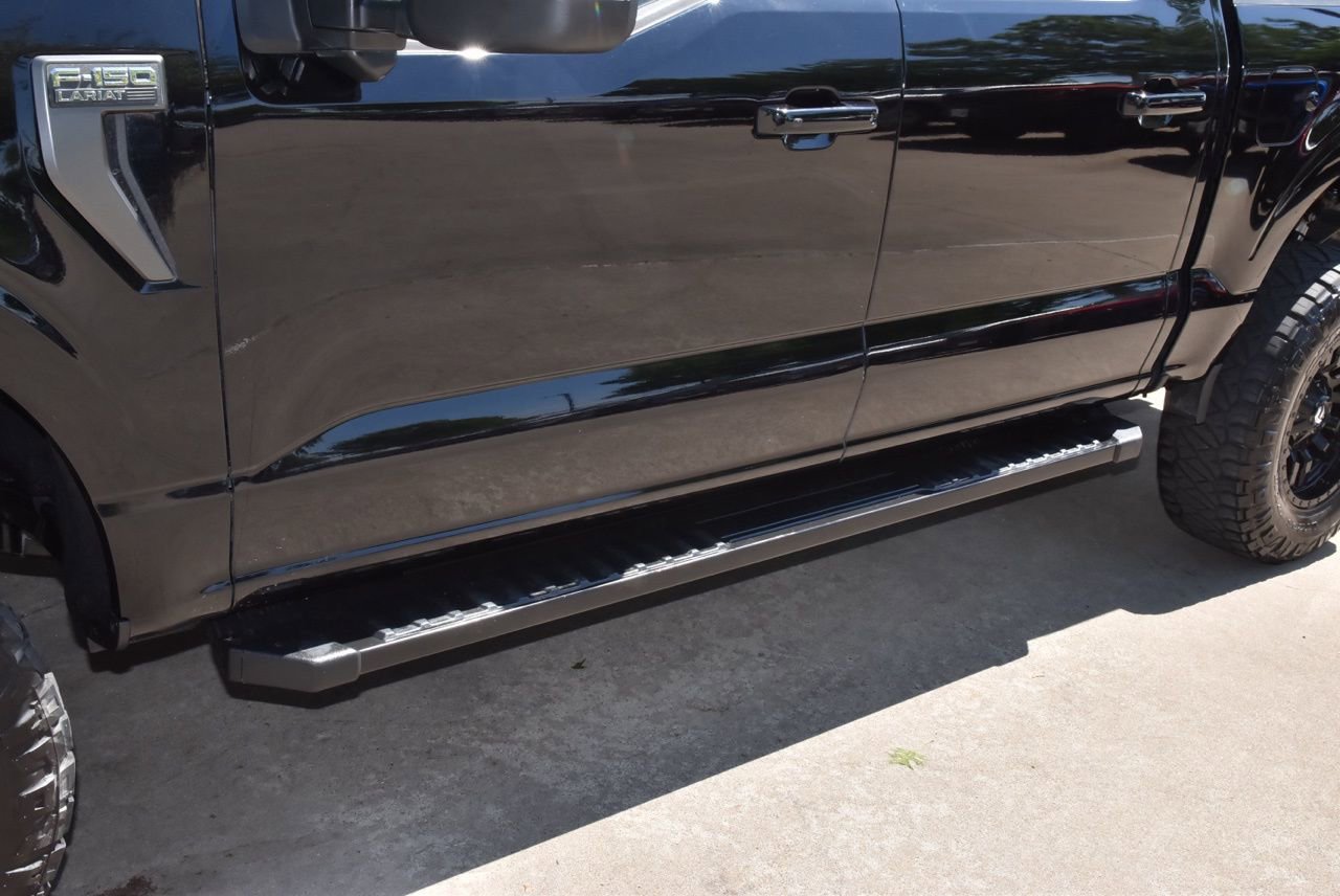 Used 2023 Ford F150 Lariat w/ Equipment Group 502A High AWD/4WD image 38