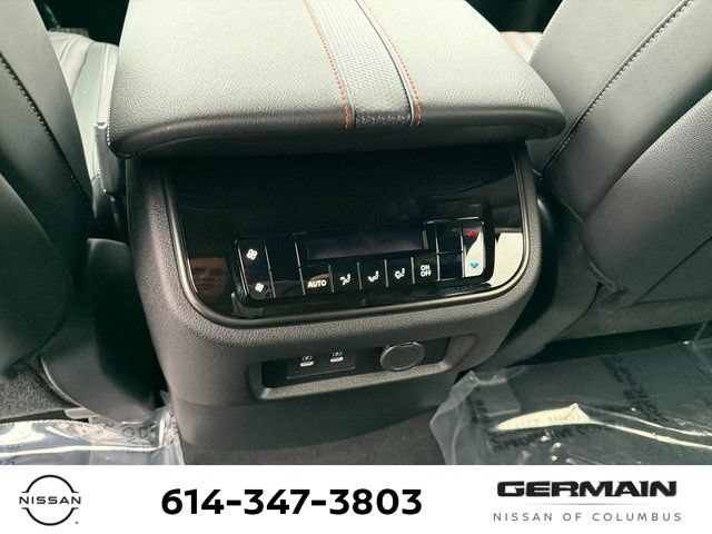 New 2026 Nissan Armada PRO-4X w/ Captain's Chari Seat Package AWD/4WD image 18