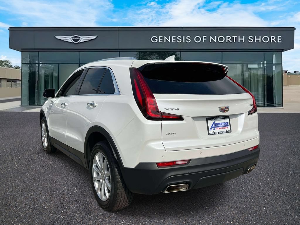 Used 2023 Cadillac XT4 Luxury w/ Cold Weather Package AWD/4WD image 7