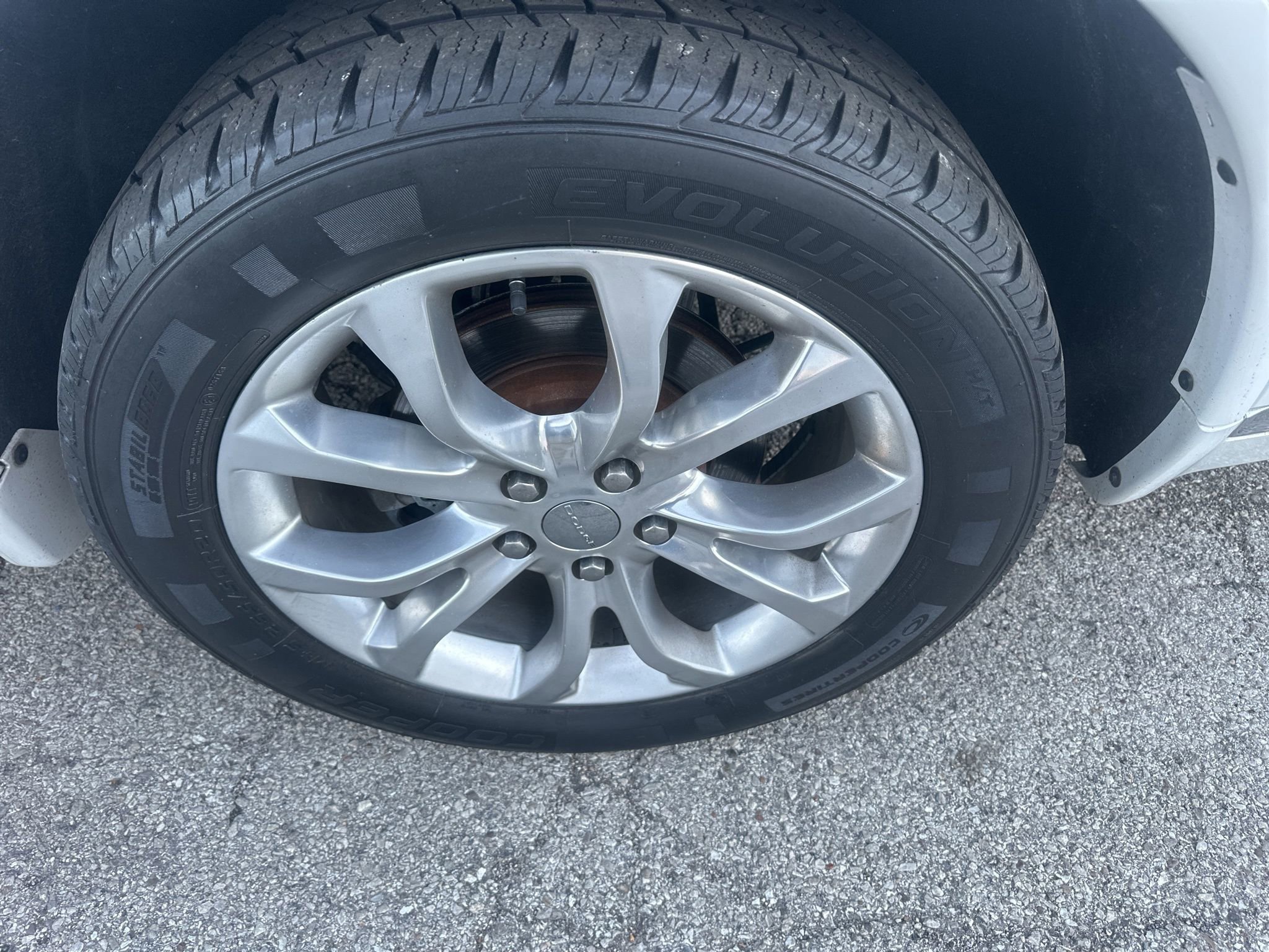 Used 2017 Dodge Durango Citadel w/ Premium Entertainment Group image 26