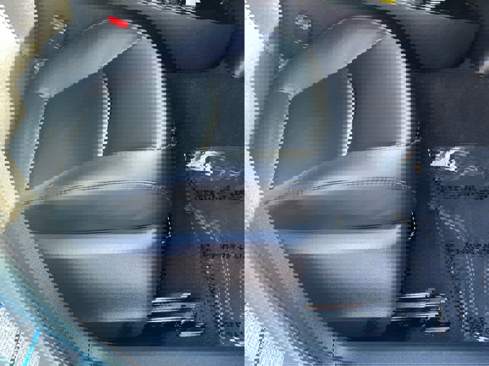 Used 2022 Toyota Prius XLE w/ Advanced Technology Package image 18