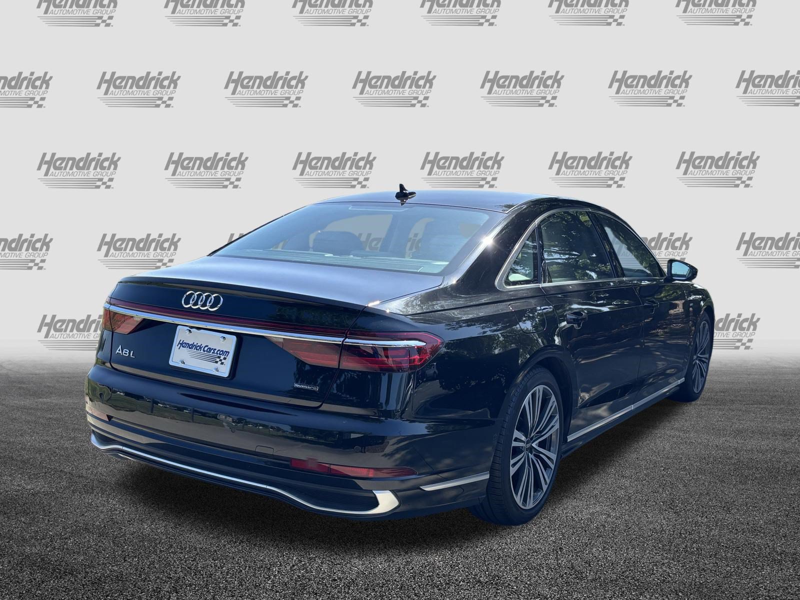 Used 2023 Audi A8 L 3.0T AWD/4WD image 10