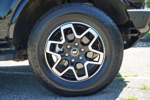 Used 2022 Ford Bronco Outer Banks image 13