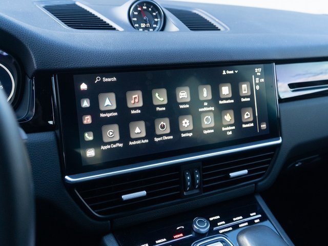 Certified 2022 Porsche Cayenne S image 25