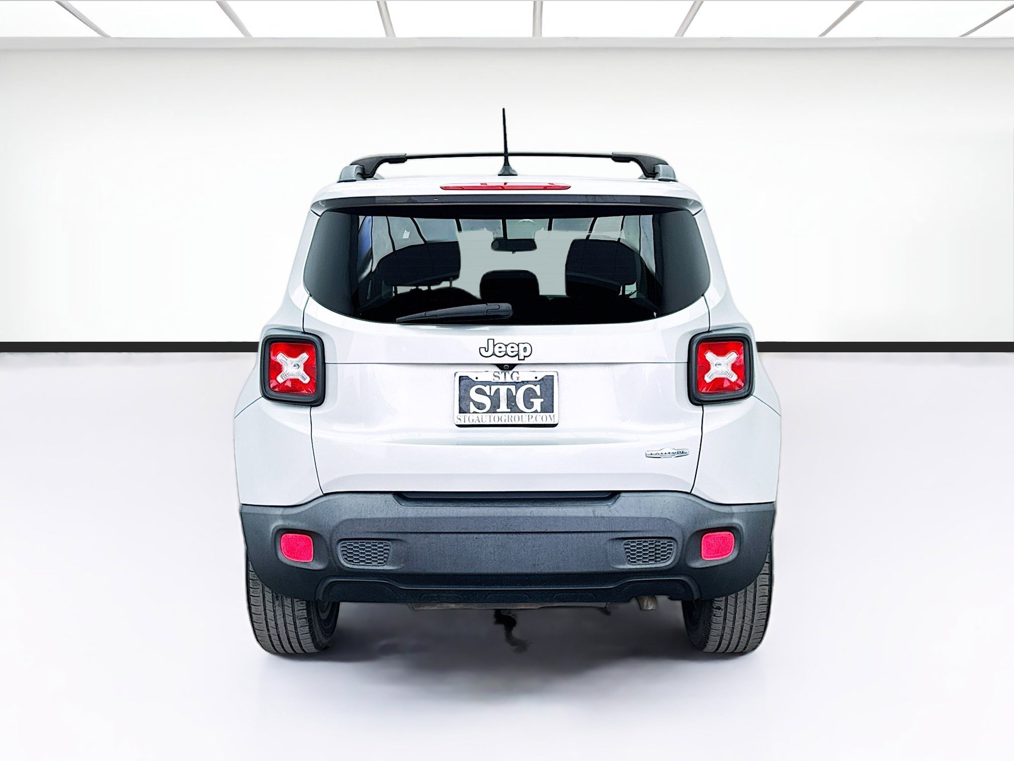 Used 2015 Jeep Renegade Latitude image 5