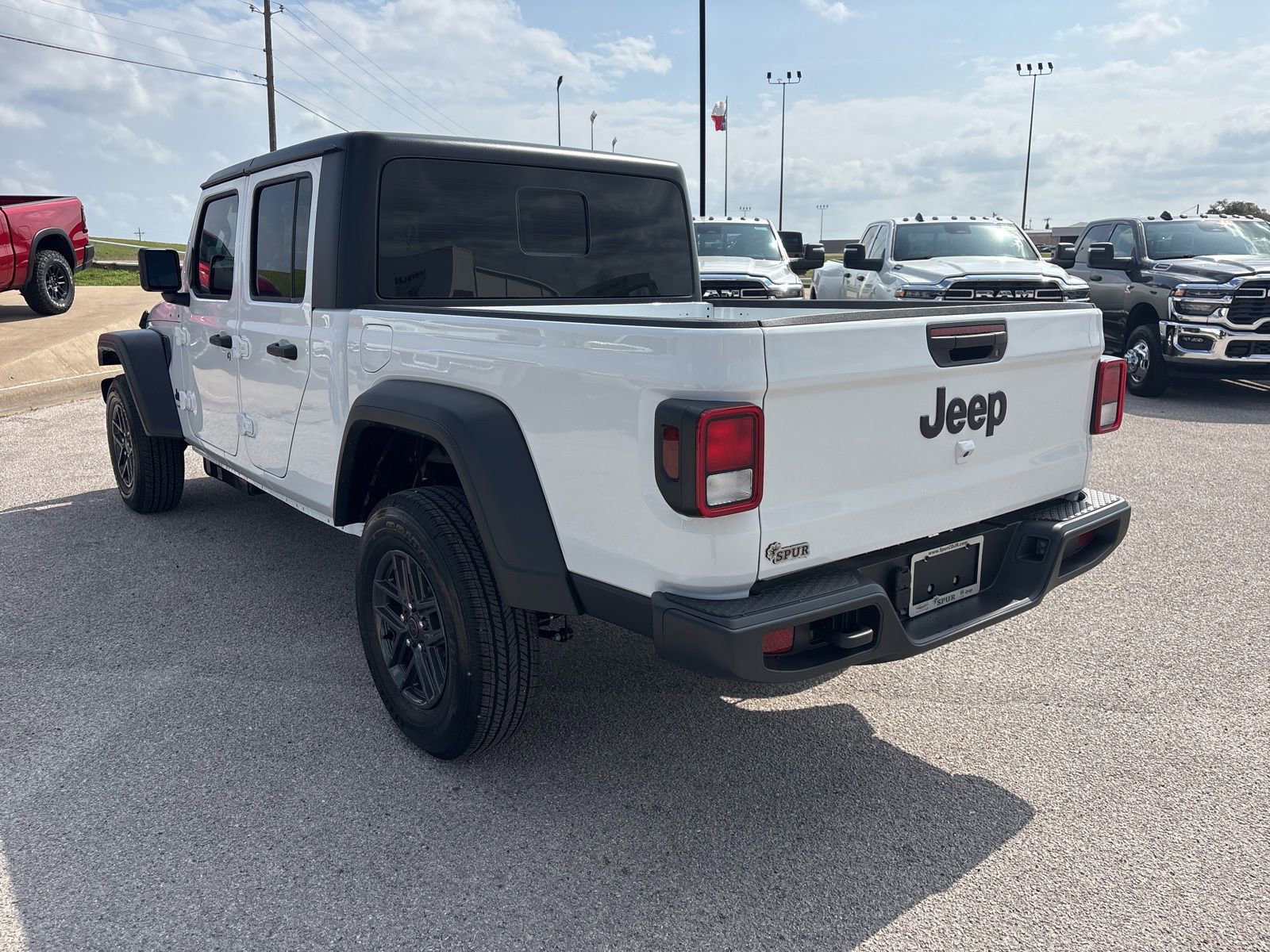 New 2026 Jeep Gladiator Sport image 4