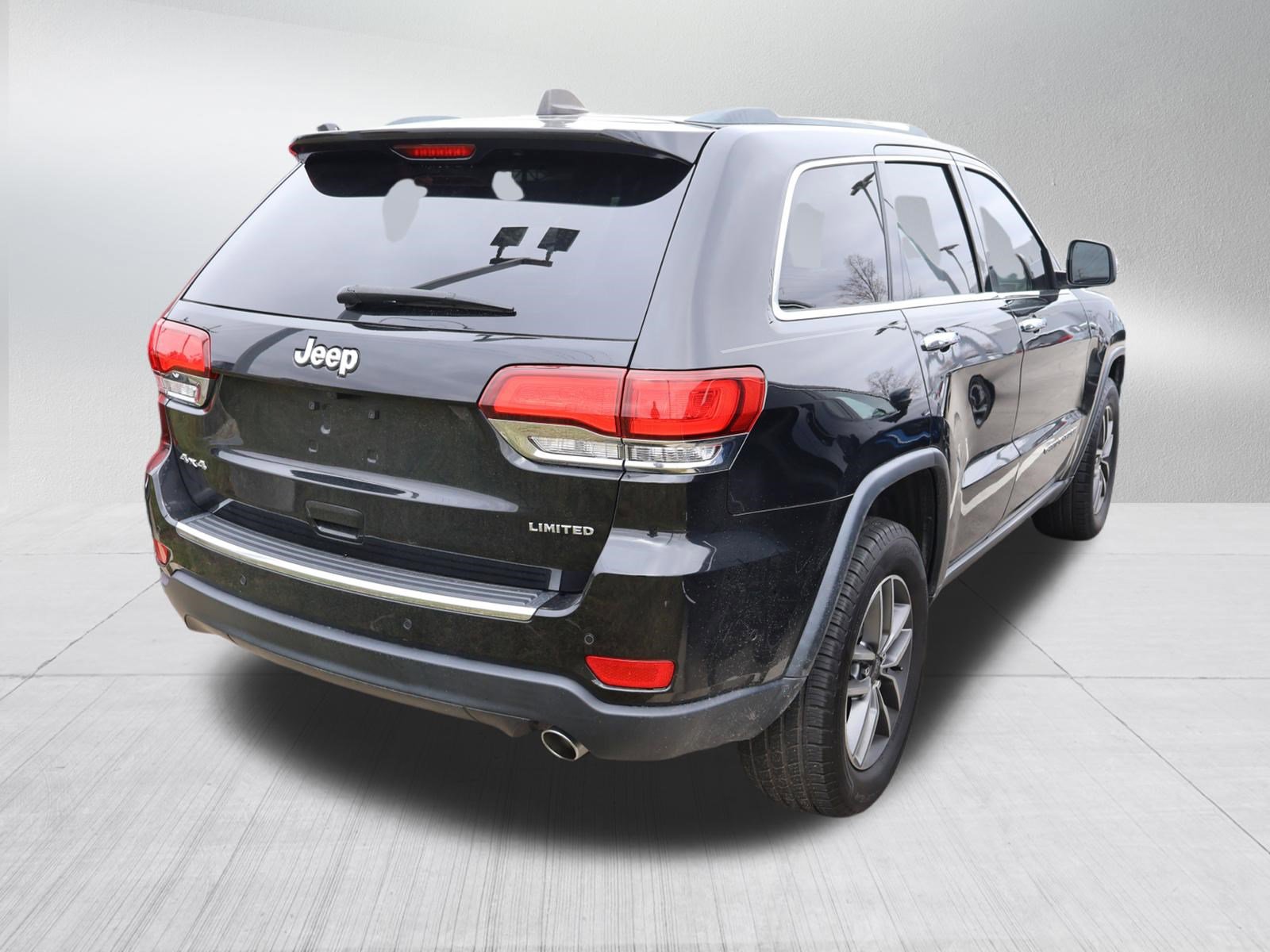 Used 2021 Jeep Grand Cherokee Limited w/ Luxury Group II image 6