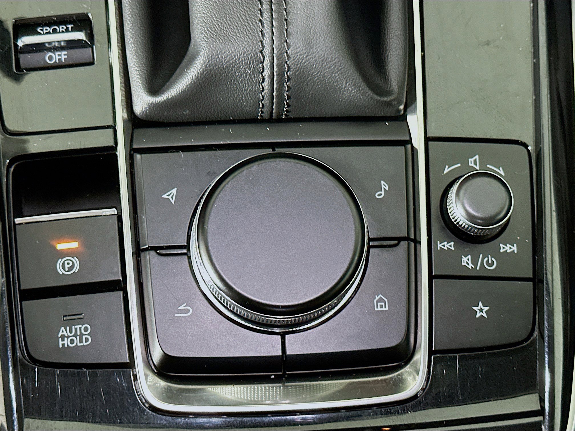 Used 2025 MAZDA CX-30 AWD 2.5 S w/ Preferred Package image 26