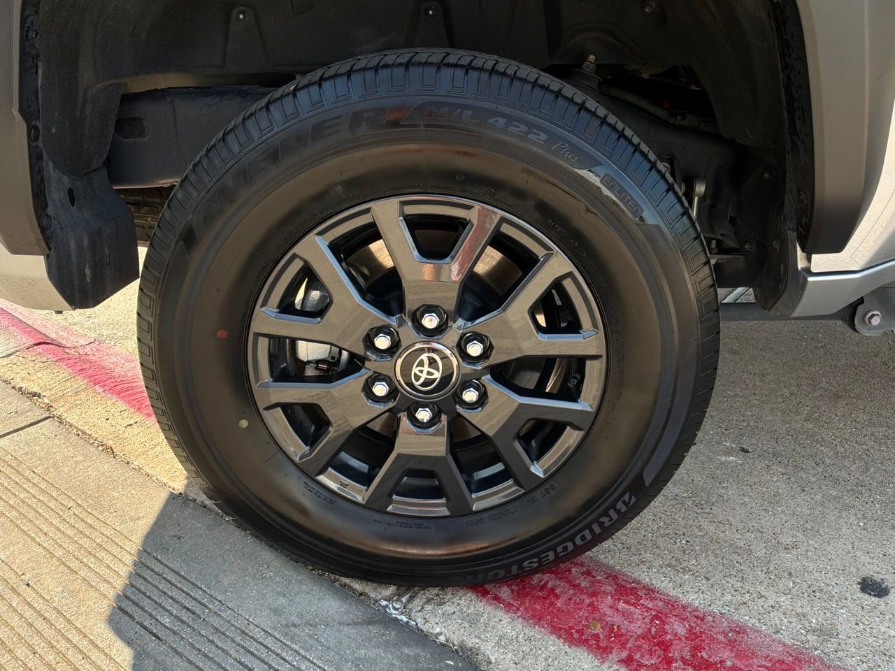 Used 2025 Toyota 4Runner SR5 RWD image 9