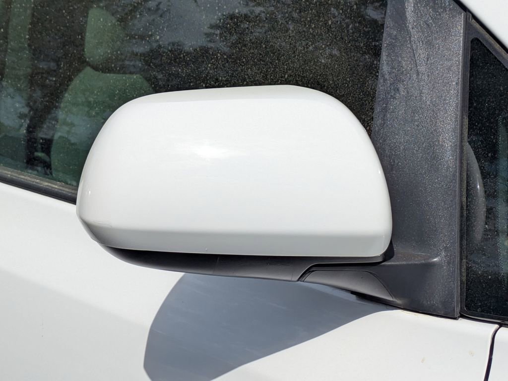 Used 2016 Toyota Sienna LE image 12