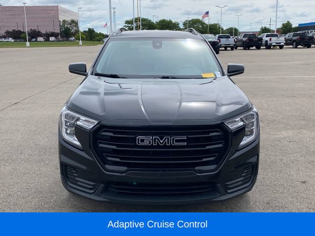 Used 2022 GMC Terrain SLE w/ Driver Convenience Package FWD image 10