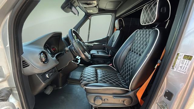 Used 2021 Mercedes-Benz Sprinter 2500 image 20