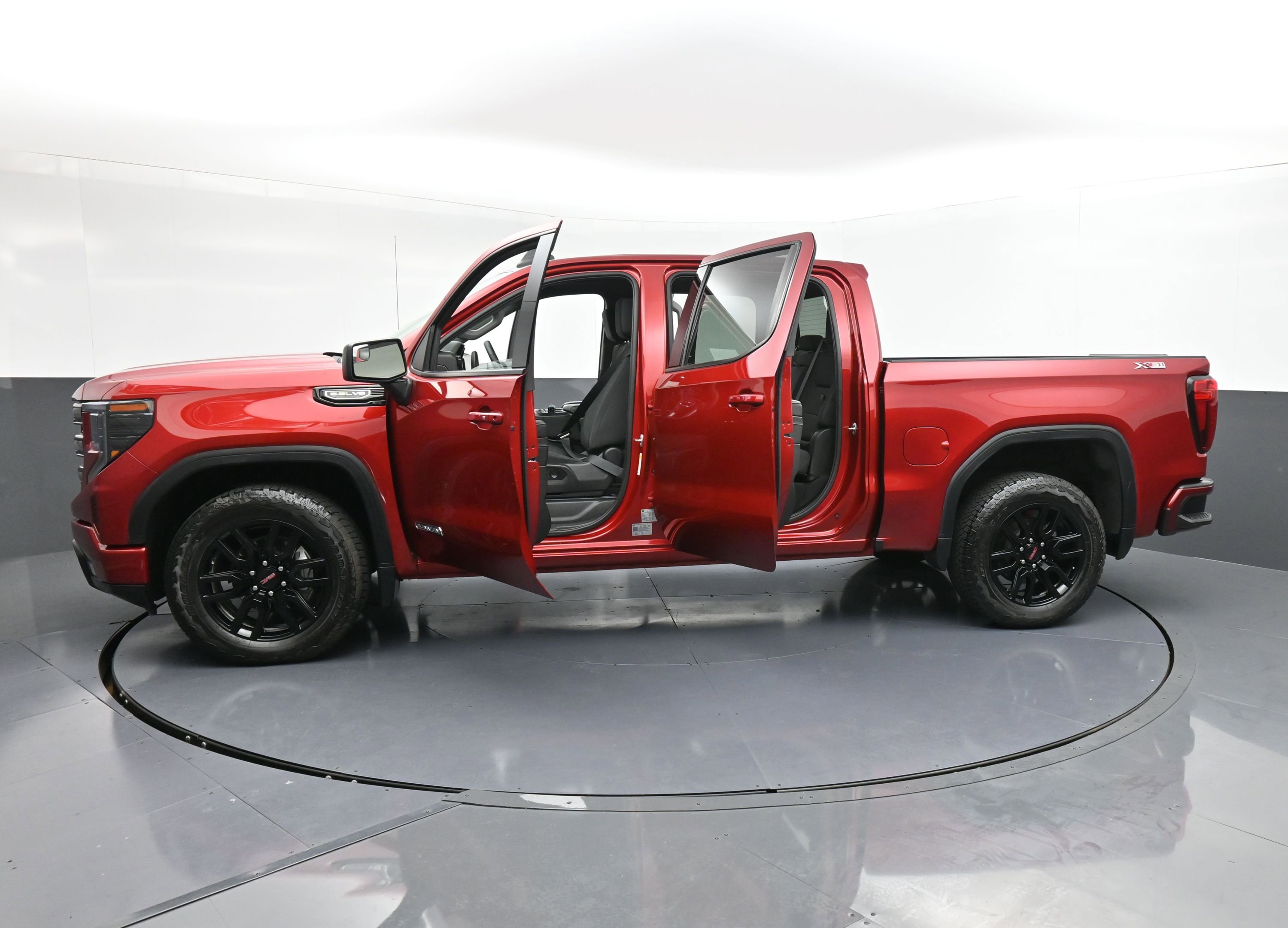 Used 2023 GMC Sierra 1500 Elevation w/ X31 Off-Road Package image 38
