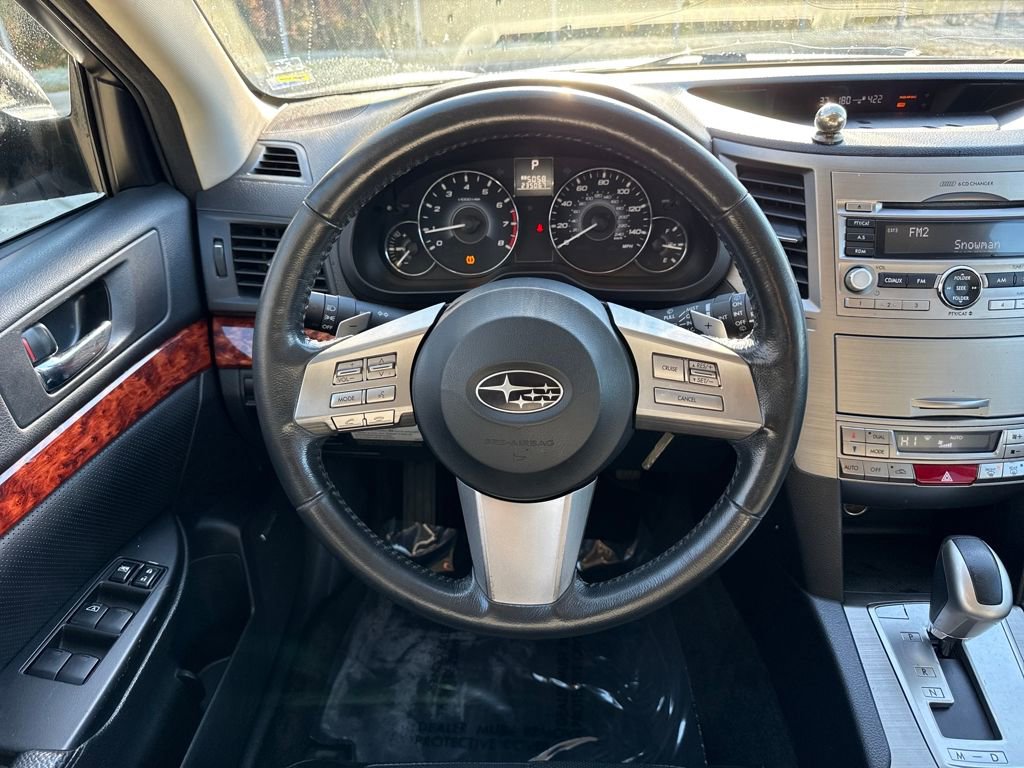 Used 2010 Subaru Outback 2.5i Limited image 18