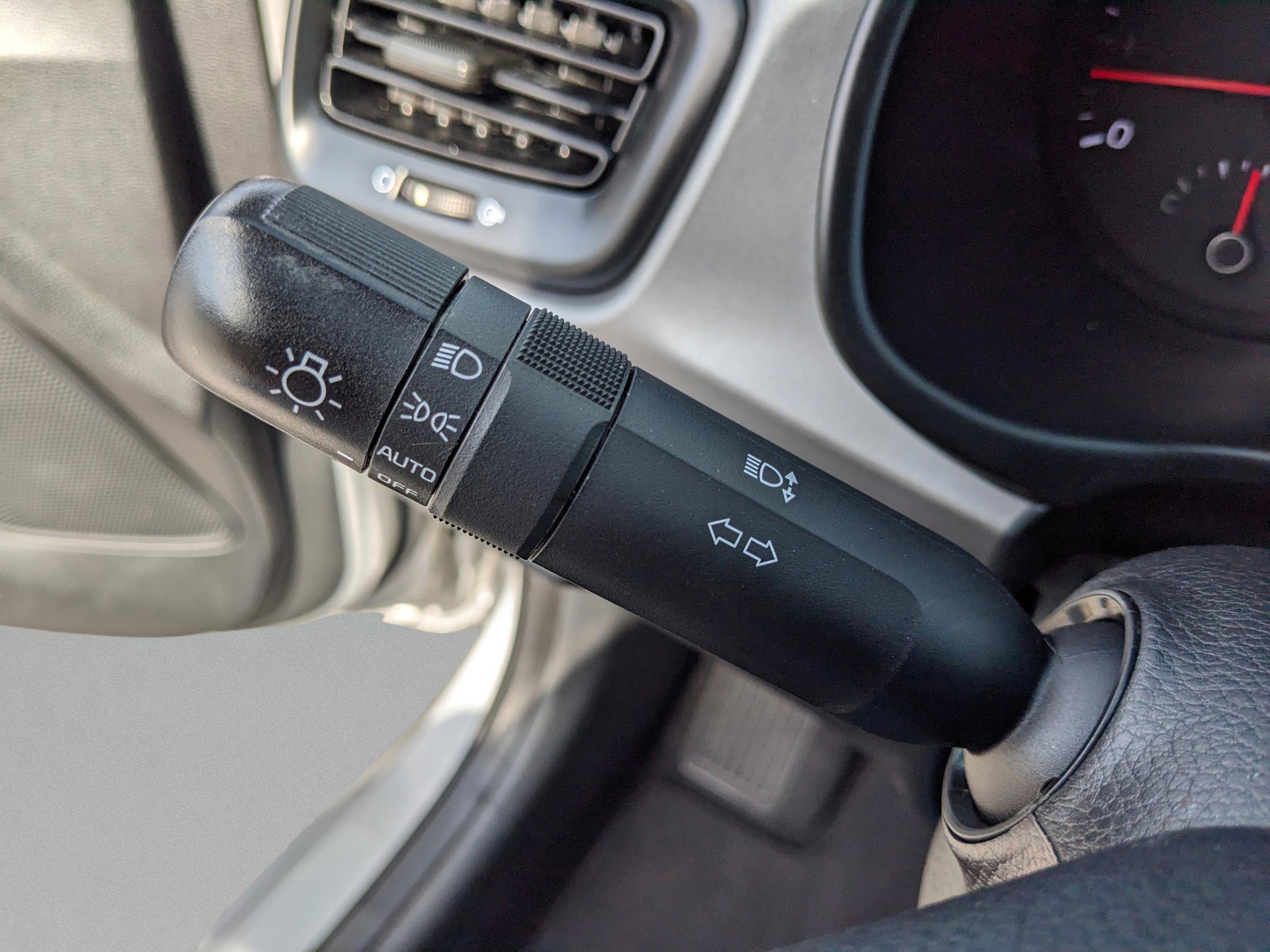 Used 2022 Kia Rio LX image 34