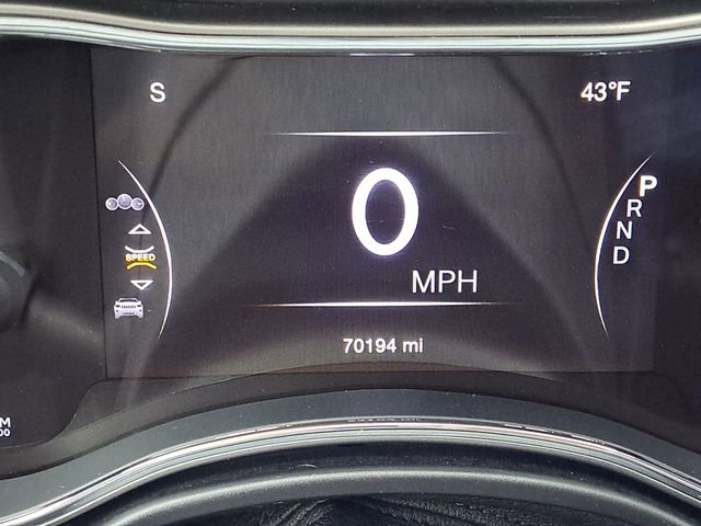 Used 2018 Jeep Grand Cherokee Limited image 12