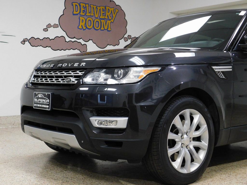 Used 2014 Land Rover Range Rover Sport HSE image 17