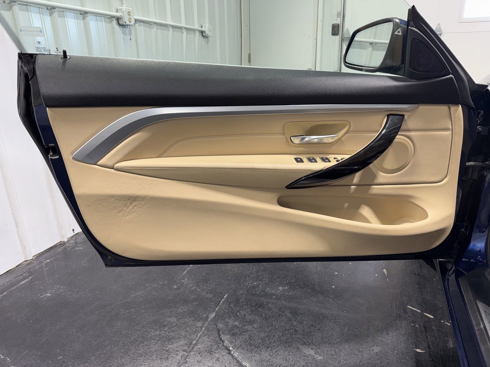 Used 2020 BMW 430i xDrive Convertible w/ Convenience Package image 17