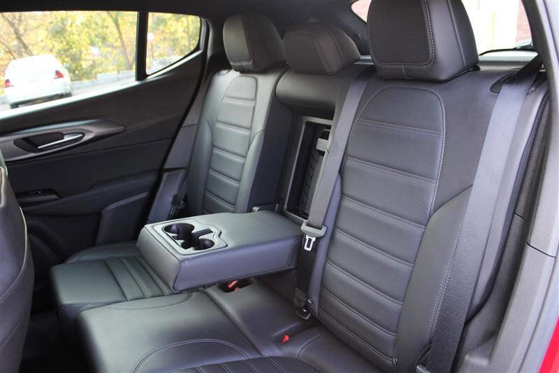 Used 2024 Alfa Romeo Tonale Veloce w/ Premium Interior Package image 27