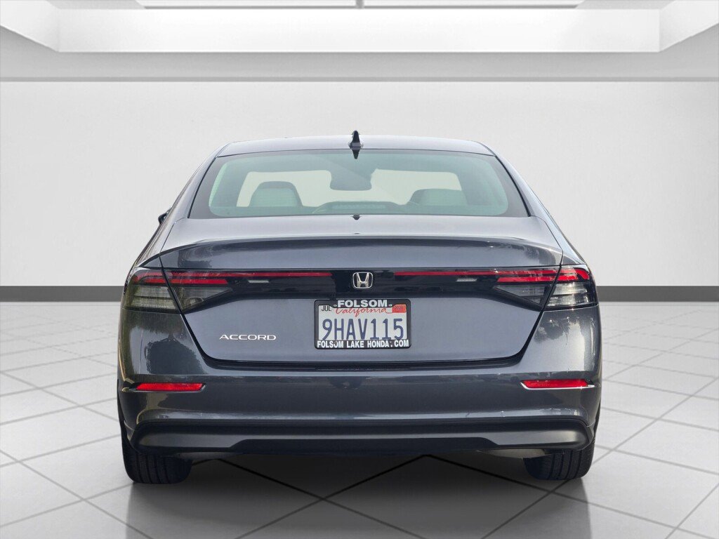 Certified 2023 Honda Accord LX image 6
