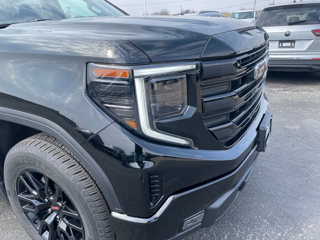 Used 2022 GMC Sierra 1500 Elevation image 27