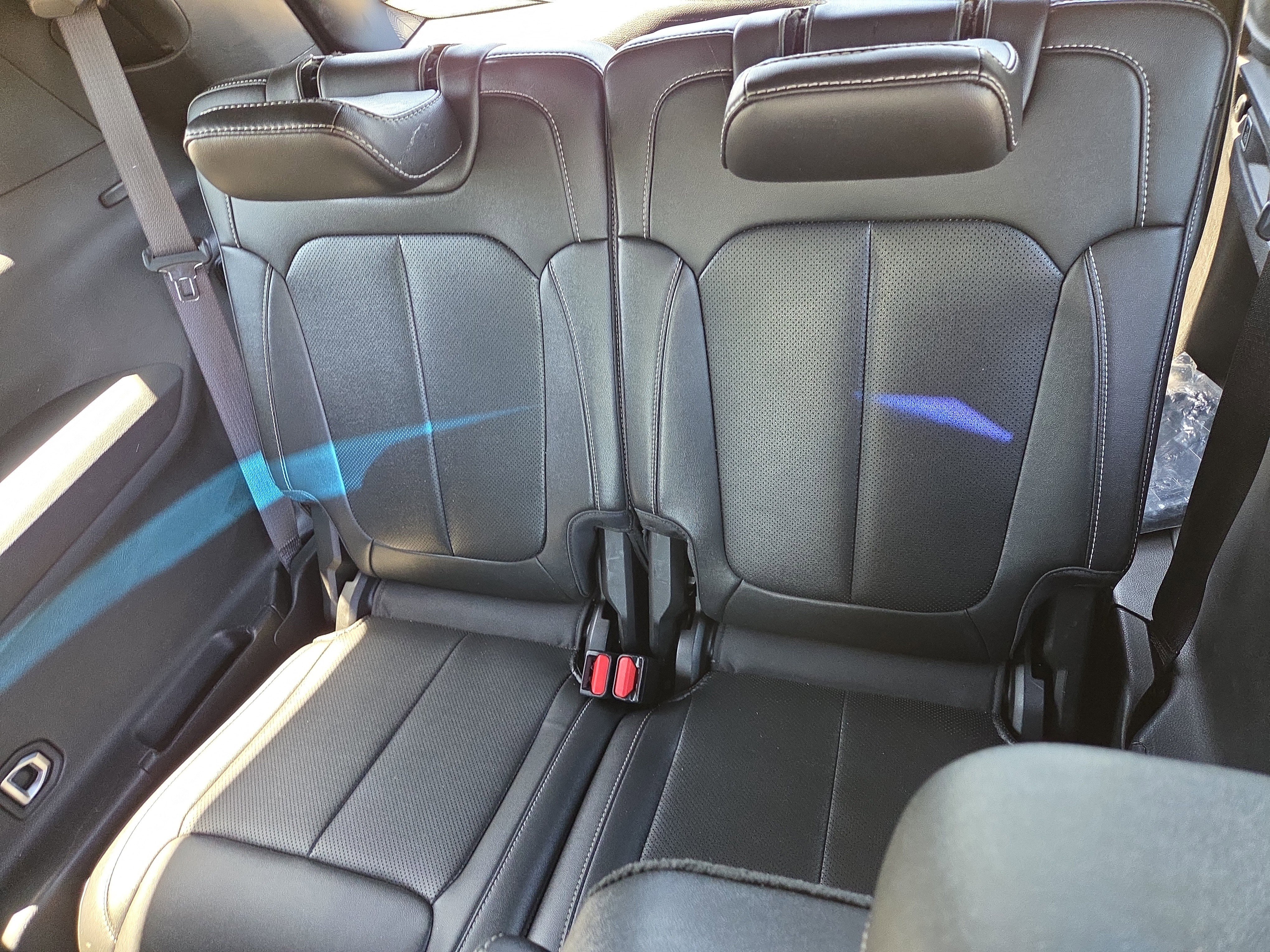 Used 2024 Jeep Grand Cherokee L Limited w/ Luxury Tech Group II image 9