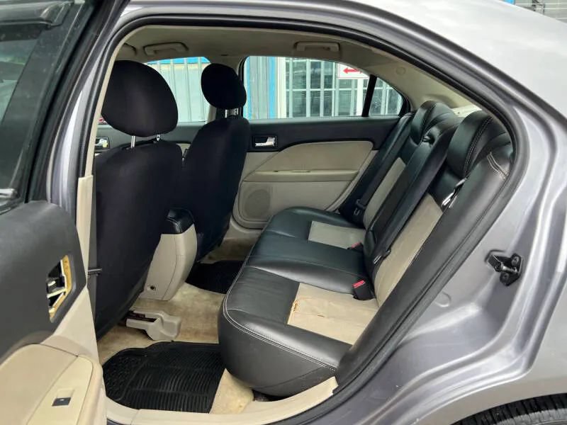 Used 2006 Mercury Milan Premier FWD image 11