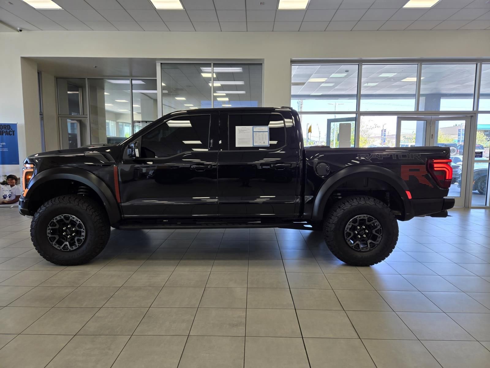 Used 2024 Ford F150 Raptor w/ Equipment Group 803A Raptor R AWD/4WD image 5