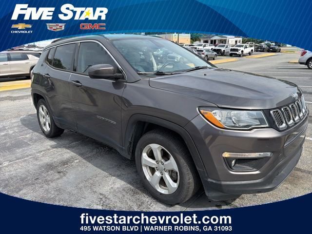 Used 2019 Jeep Compass Latitude w/ Popular Equipment Group FWD image 1