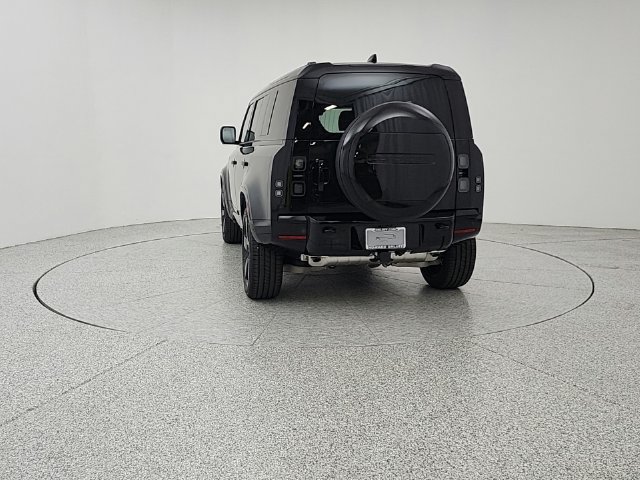 New 2026 Land Rover Defender 110 X-Dynamic SE AWD/4WD image 6