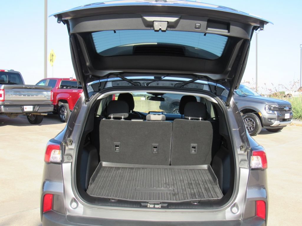 Certified 2021 Ford Escape SE w/ Convenience Package FWD image 17