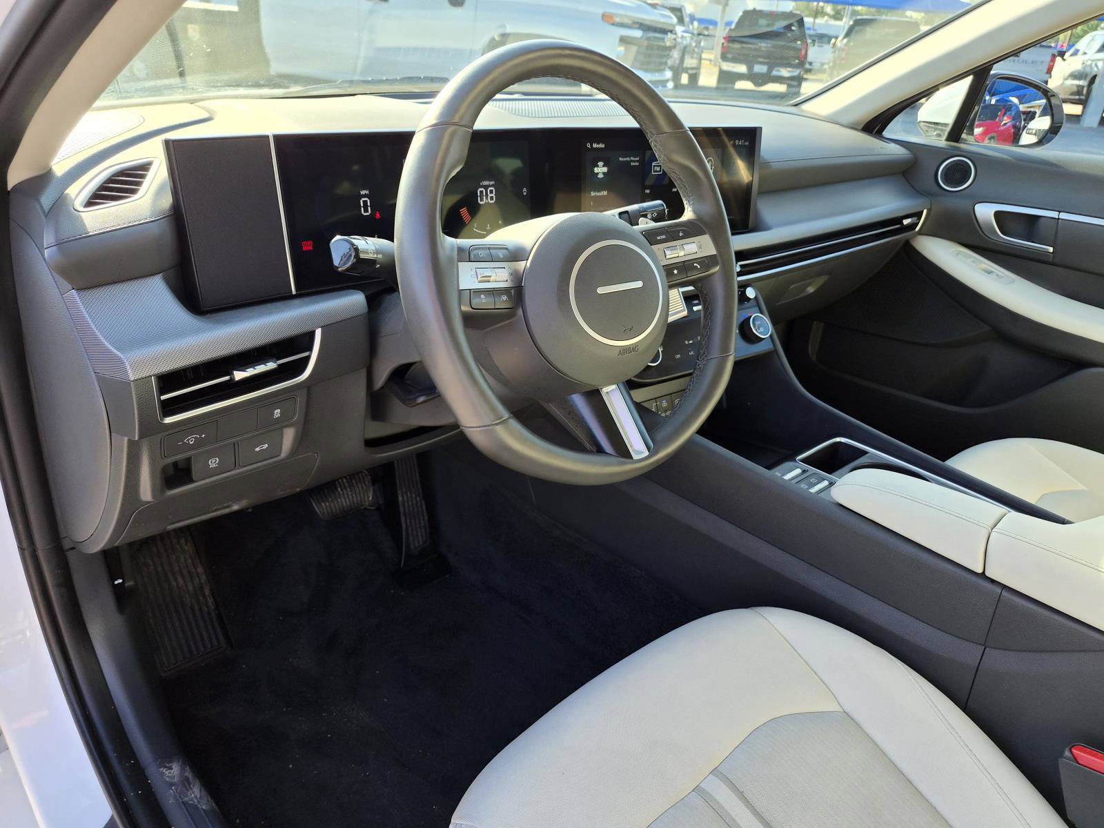 Used 2026 Hyundai Sonata SEL FWD image 15