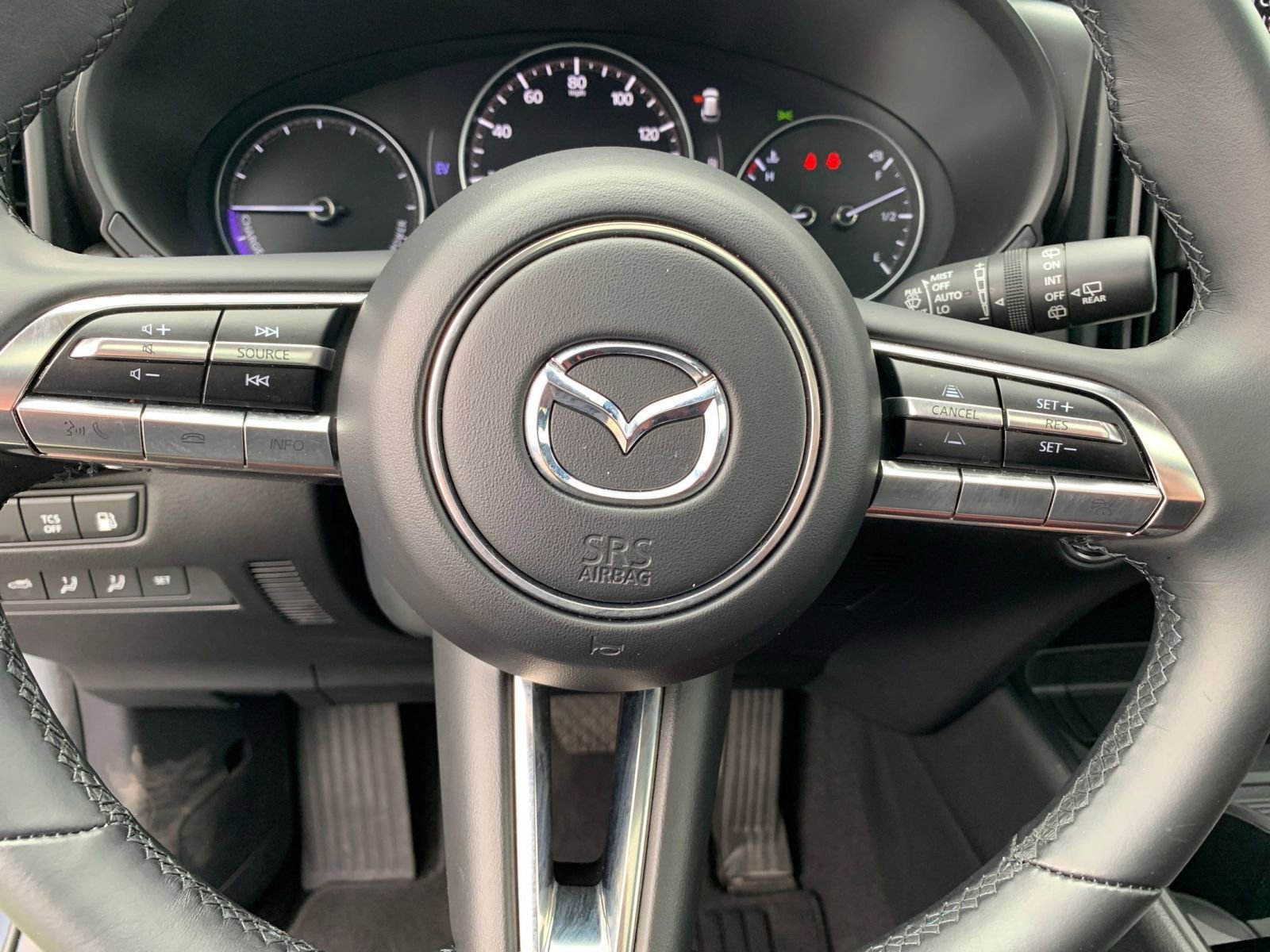 Used 2025 MAZDA CX-50 2.5 Hybrid w/ Premium Plus Pkg image 29