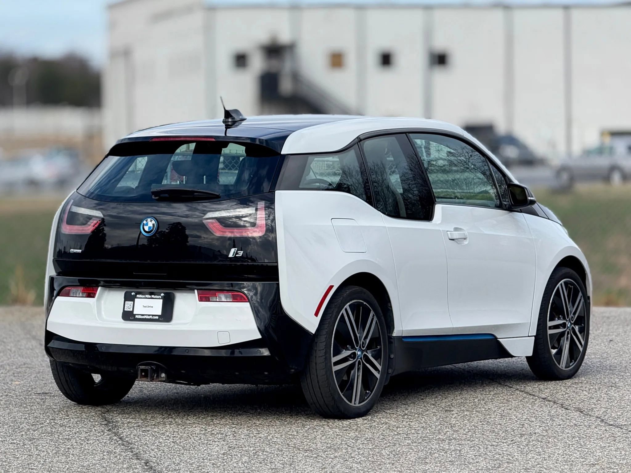 Used 2015 BMW i3 image 9
