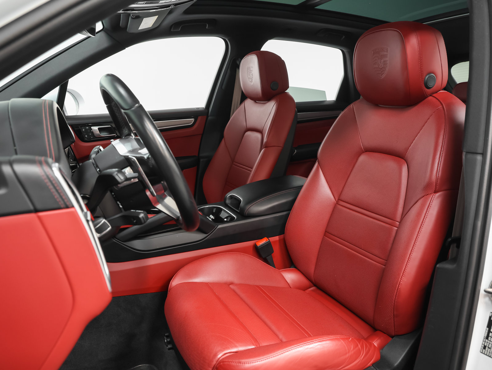 Certified 2023 Porsche Cayenne S Platinum AWD/4WD image 5