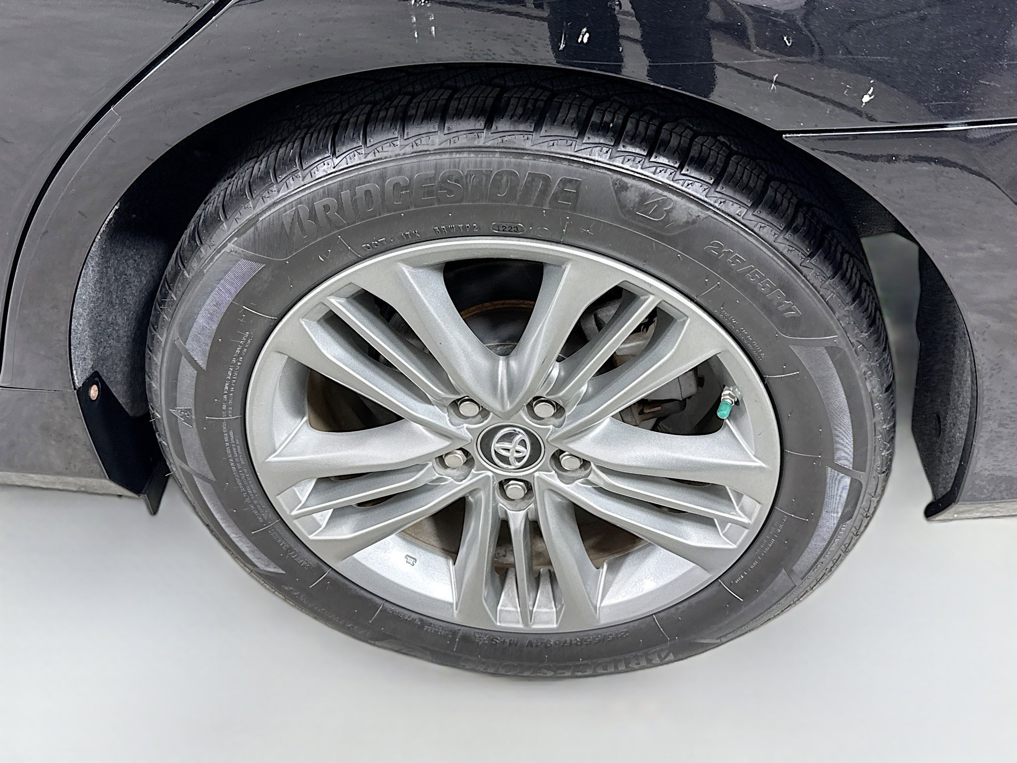 Used 2016 Toyota Camry SE image 26