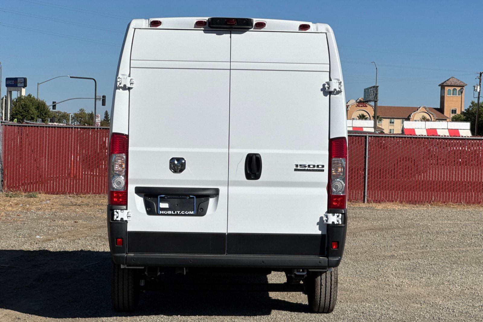 New 2026 RAM ProMaster 1500 w/ Quick Order Package 22G SLT image 4