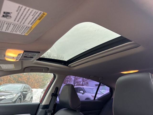 Used 2023 Nissan Altima 2.5 SR w/ SR Premium Package image 9