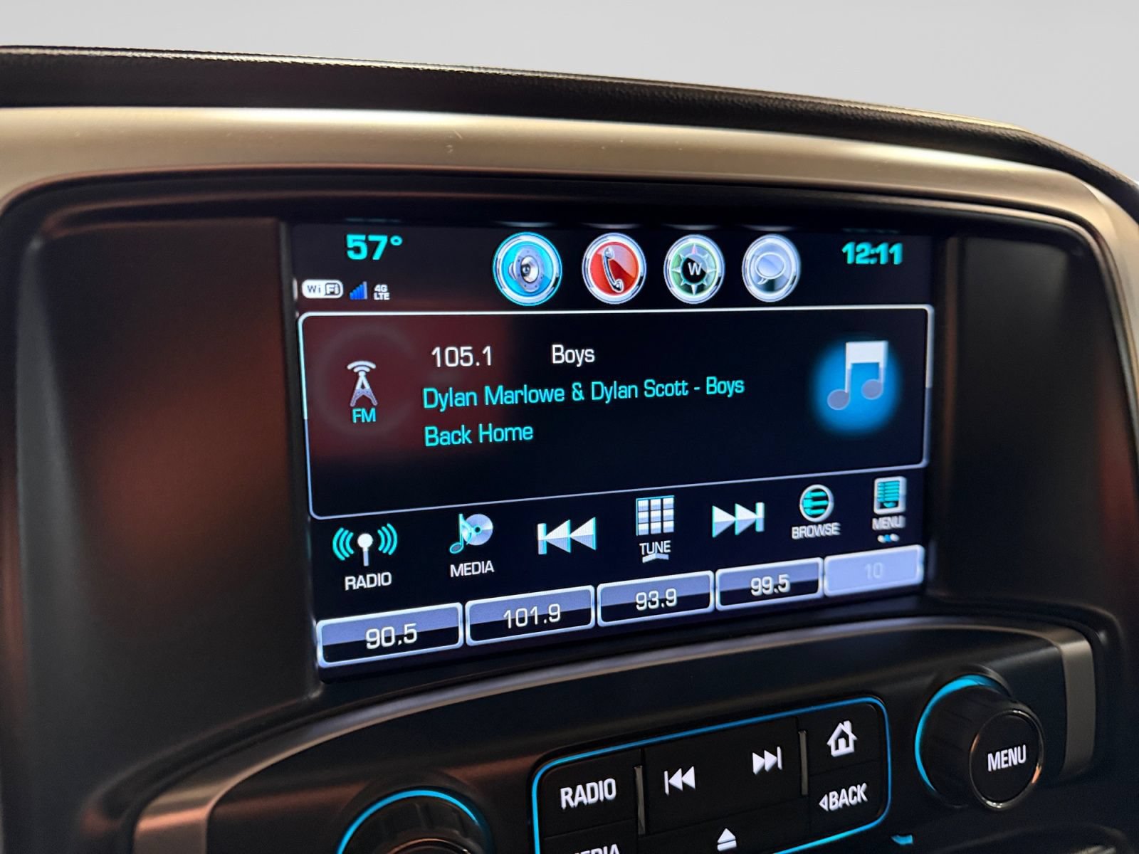 Used 2018 GMC Sierra 1500 SLE w/ SLE Value Package AWD/4WD image 30